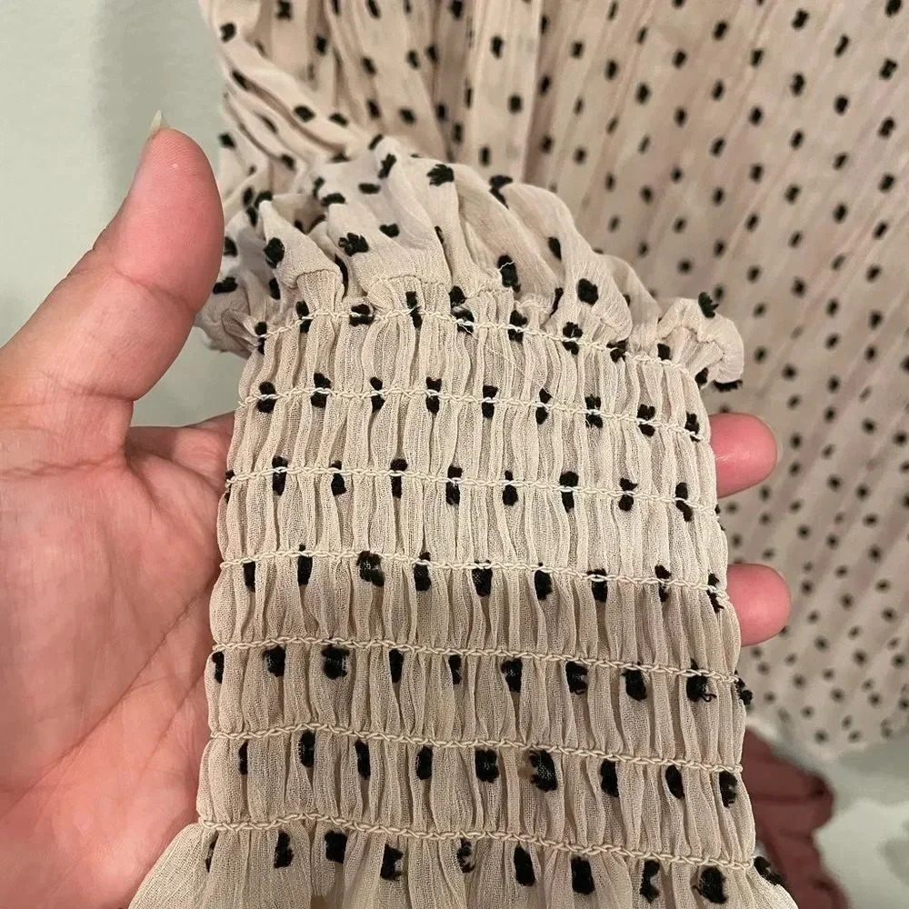 NWT Max Studio women’s pleated Swiss dot necktie blouse size XS - Picture 6 of 7